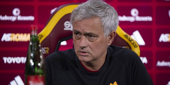 Mourinho, la Procura Figc apre indagine per le frasi sull'arbitro Marcenaro