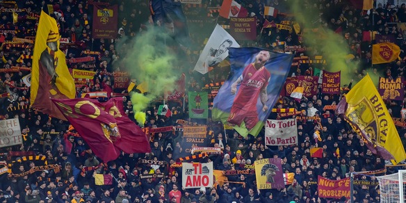 Sassuolo-Roma, tifosi gravi dopo un incidente: il messaggio emozionante dei club