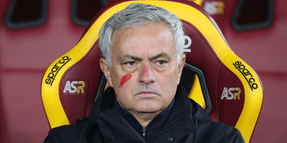 Mourinho in procura: cosa ha detto a Chiné e come è andata