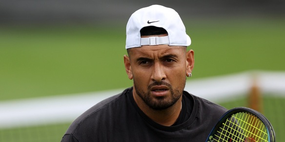 Kyrgios, l'ennesima sparata: "Gli Australian Open? Meglio godersi la vita"