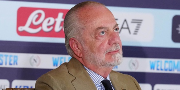 Napoli, vertice tra De Laurentiis, Mazzarri e i dirigenti: cosa si sono detti