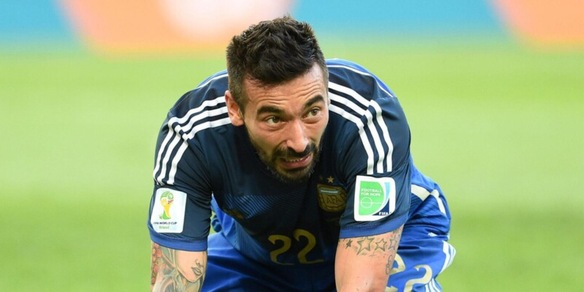 Il Napoli scrive a Lavezzi dopo l'aggressione: il messaggio sui social