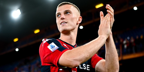 Colpo Fiorentina, è fatta per Gudmundsson: tutte le cifre