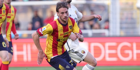 Roma, Gallo la nuova idea: piace l'esterno del Lecce