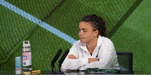 Paolini show in conferenza tra Nadal, Sinner e il tabellone: "Guai a dirmelo"