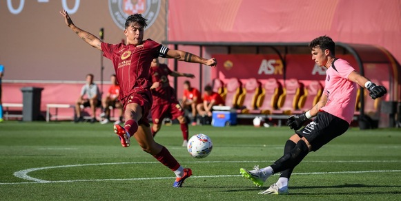 Roma-Tolosa: palo di Smalling, prima sconfitta per De Rossi. Rivivi la diretta