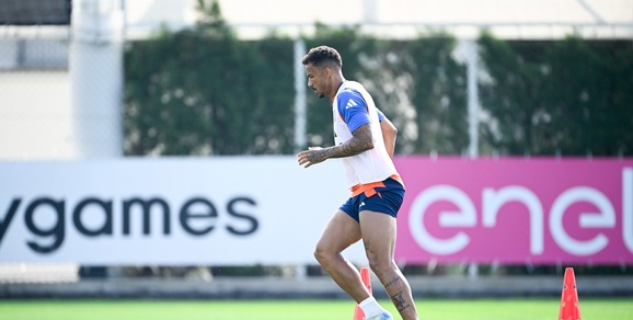 Juve, Danilo fuori con il Verona: il motivo e cosa sta succedendo