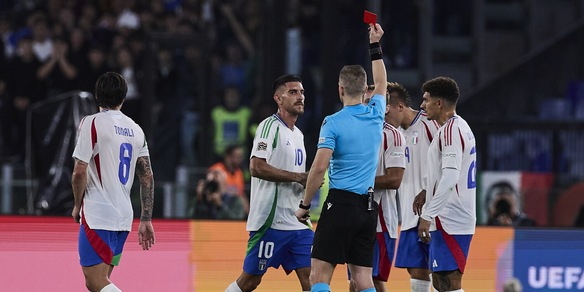 Pellegrini già rientrato a Roma dopo l'espulsione: sarà squalificato per Italia-Israele