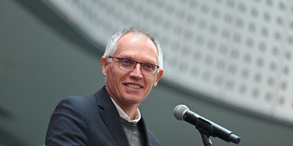 Nuovo leader e rilancio