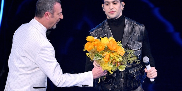 Mahmood, niente concerto di capodanno a Roma: "Censura su Tony Effe"