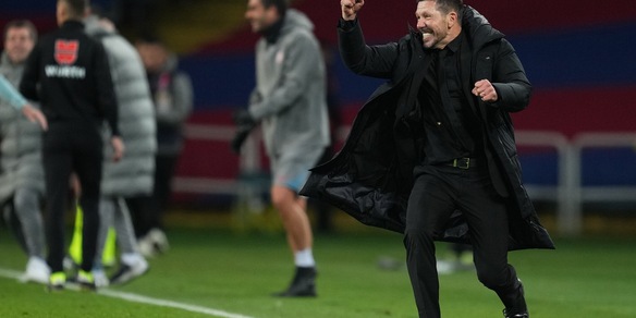 Simeone infrange il tabù Barcellona e si prende la vetta della Liga