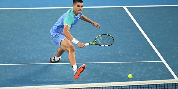 Alcaraz sconfitto da De Minaur in Australia: parte male la stagione per lo spagnolo