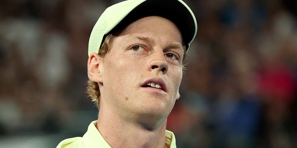 Sinner e l’insegnamento del match contro Tsitsipas: “Così la palla va velocissima…”