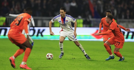 Como, retroscena Matic: ecco l'offerta presentata da Fabregas