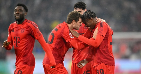 Bundesliga, Bayern manita e nuovo allungo sul Leverkusen