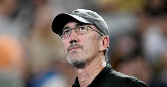 Cahill e il retroscena su Djokovic: "Tre anni fa gli chiesi come migliorare il gioco di Sinner e lui..."