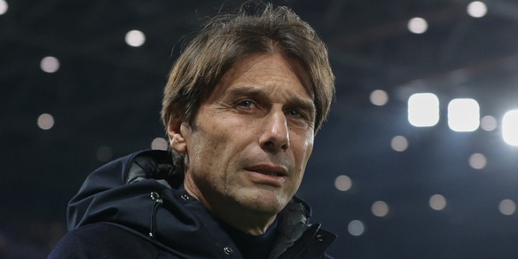 Dal tricolore a Conte, dai ballerini ai percussionisti