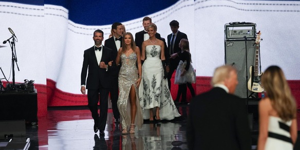 Trump ha una nipote campionessa di golf: chi è Kai e perché sui social tutti parlano di lei