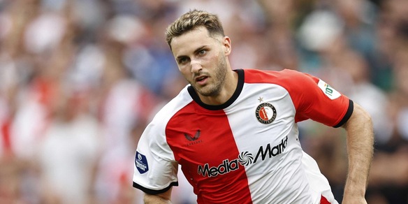 Milan, tutto su Gimenez: trattativa aperta con il Feyenoord