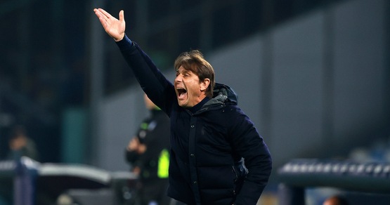 Conte: "Sento sempre che gli altri sono più belli e pettinati, ma questo Napoli è europeo"