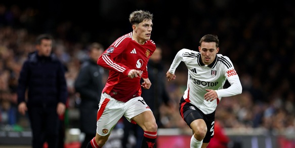 Premier League, Garnacho non brilla, ma il Manchester Utd passa in casa del Fulham