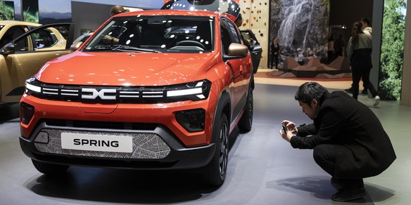 Mercato: il 2025 inizia male