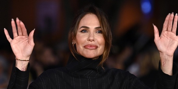 Ilary Blasi torna a Mediaset con un programma inedito. E si parla di... coppie