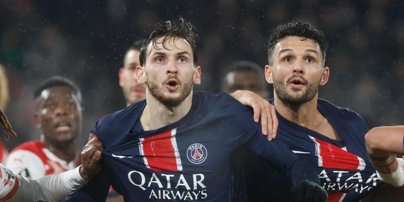 Kvaratskhelia non scalda il Psg: poche luci a Parigi