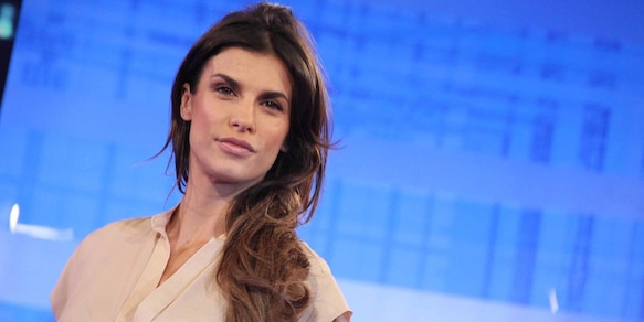 Elisabetta Canalis, il bellissimo gesto per il canile travolto dal fango