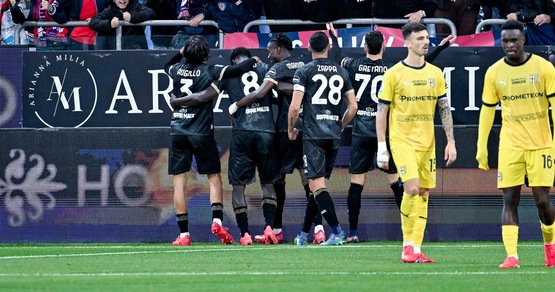 Cagliari, vittoria di platino: 2-1 al Parma con Adopo e Coman