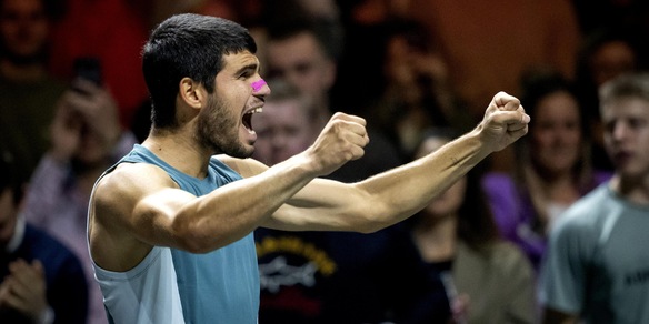 Alcaraz lancia la sfida a Sinner, dopo Rotterdam punta sull’indoor: “Un giorno…”