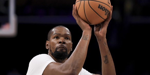 Nba, Anthony trascina i Knicks. I Suns perdono ma Durant entra nella storia