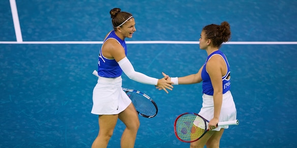Errani e Paolini super in doppio: vittoria facile e semifinale a Doha