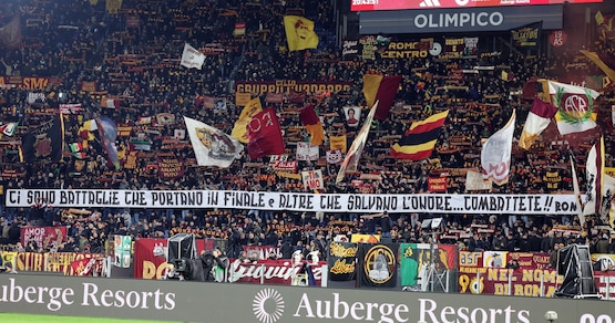 Roma, l'appello ai tifosi prima del Porto: "Portate una bandiera". Ma l'Olimpico non è ancora sold out