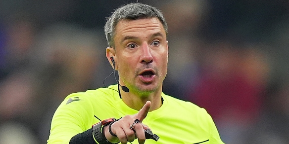 Moviola Psv-Juve: arbitro sopra ai suoi standard, eppure qualcosa…