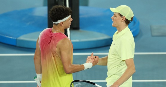 Ben Shelton non vuole parlare di Sinner: "Sono contento che ora possiamo giocare". E Tommy Paul...