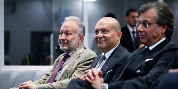 Juve: più cessioni, meno stipendi e il nodo sponsor