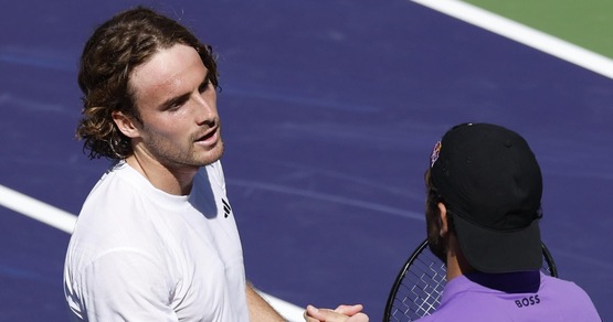 Tsitsipas batte Berrettini. Poi l'affondo in conferenza stampa: "Non esiste..."