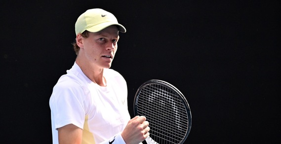 "Sinner non ha mai violato le regole, c'è stato un errore di comunicazione": e lo dite adesso?