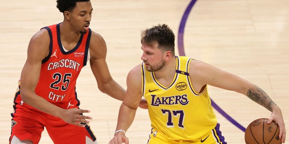 Nba, i Lakers perdono nonostante Doncic. Curry da record