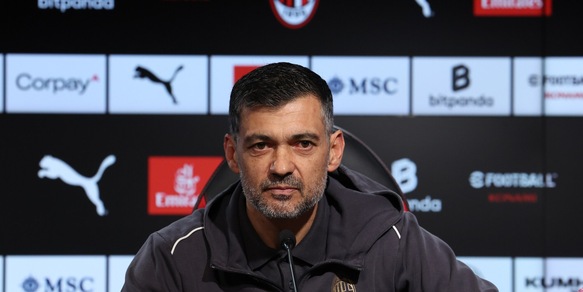 Conceiçao: "Voci su un nuovo allenatore al Milan? Sono abituato ma è una mancanza di rispetto"