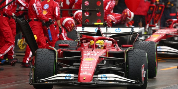 Leclerc si lamenta in radio con il team Ferrari: "Ora lasciatemi stare…"