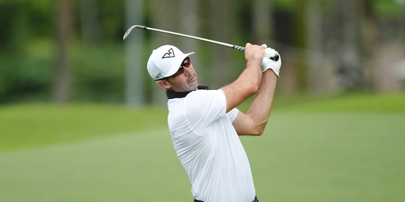 Golf, Superlega Araba: Niemann vince a Singapore