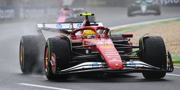 Ferrari, Hamilton e il caso delle frasi alla radio: "Non mi piace ricevere commenti durante la gara..."