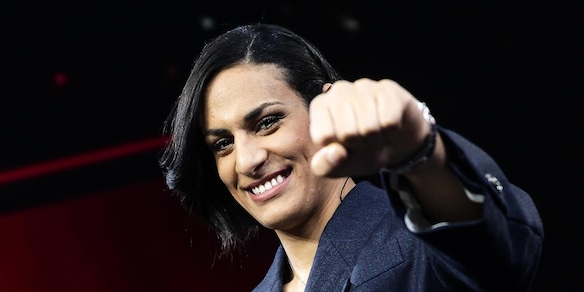 Boxe, Khelif 'sfida' Trump: "Non mi intimidisce, difenderò l'oro olimpico a Los Angeles"