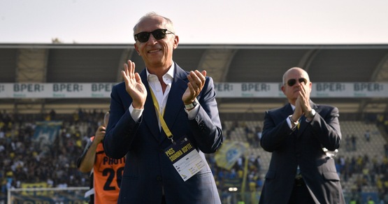 Palermo, fiducia a Dionisi: Galassi carica la squadra