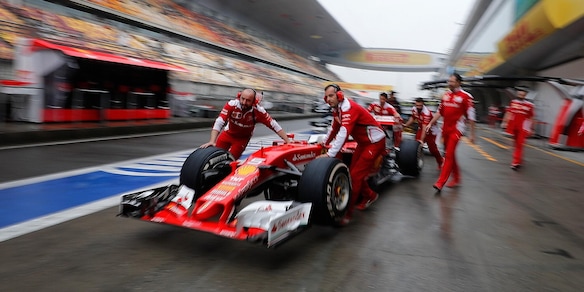 La Ferrari spiega le squalifiche: "Ecco cosa è successo. Però non dite che..."