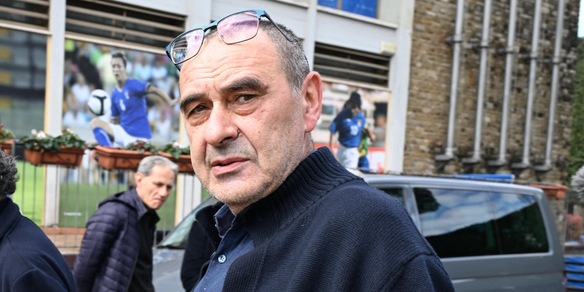 Sarri sul futuro: "Cerco sentimento e motivazione. Conte? Sono contento per una cosa..."