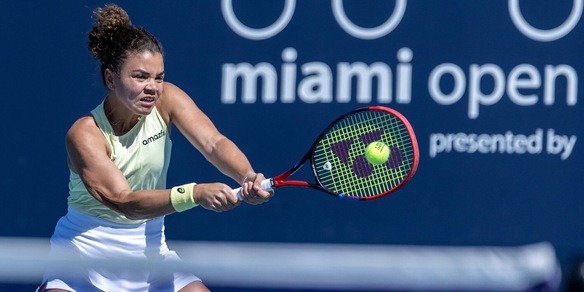 Wta Miami, Paolini batte Osaka in tre set e vola ai quarti di finale