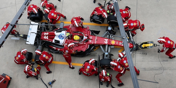 Ferrari, ore convulse: c’è preoccupazione, si ristudia tutto il progetto